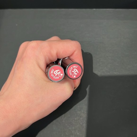 SISLEY PHYTO-LIP TWIST MATTE N°19 BALLET - Picture 3 of 4